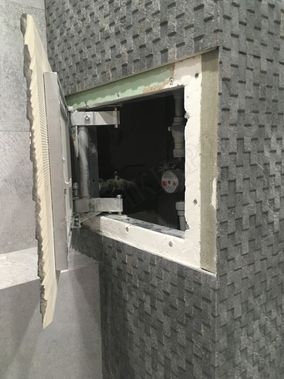 Люк под плитку Нажимной Секрет-Лайт 2 створки 1000*400 Люк под плитку Нажимной Секрет-Лайт 2 створки 1000*400