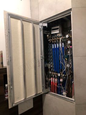 Люк под плитку Секрет 3.0 200*500 Люк под плитку Секрет 3.0 200*500